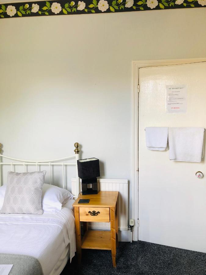 Brook House Bed & Breakfast Broadway  Ngoại thất bức ảnh